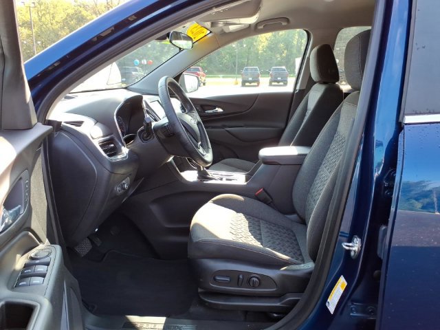 Used 2023 Chevrolet Equinox LT AWD/4WD image 13