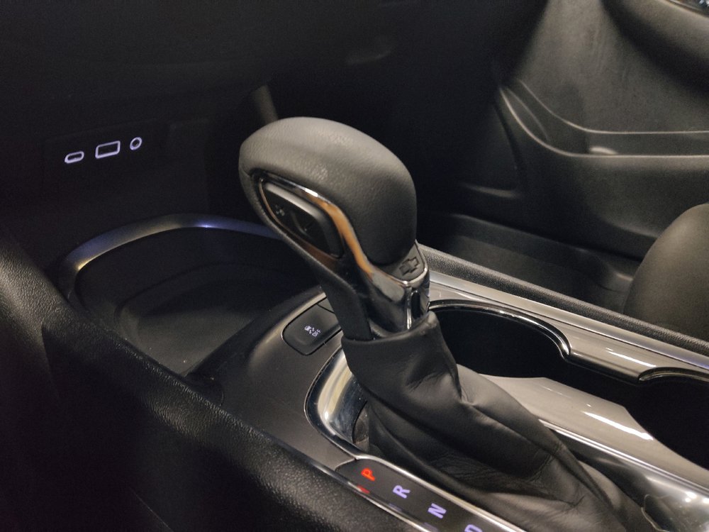 Used 2025 Chevrolet Malibu LT FWD image 26