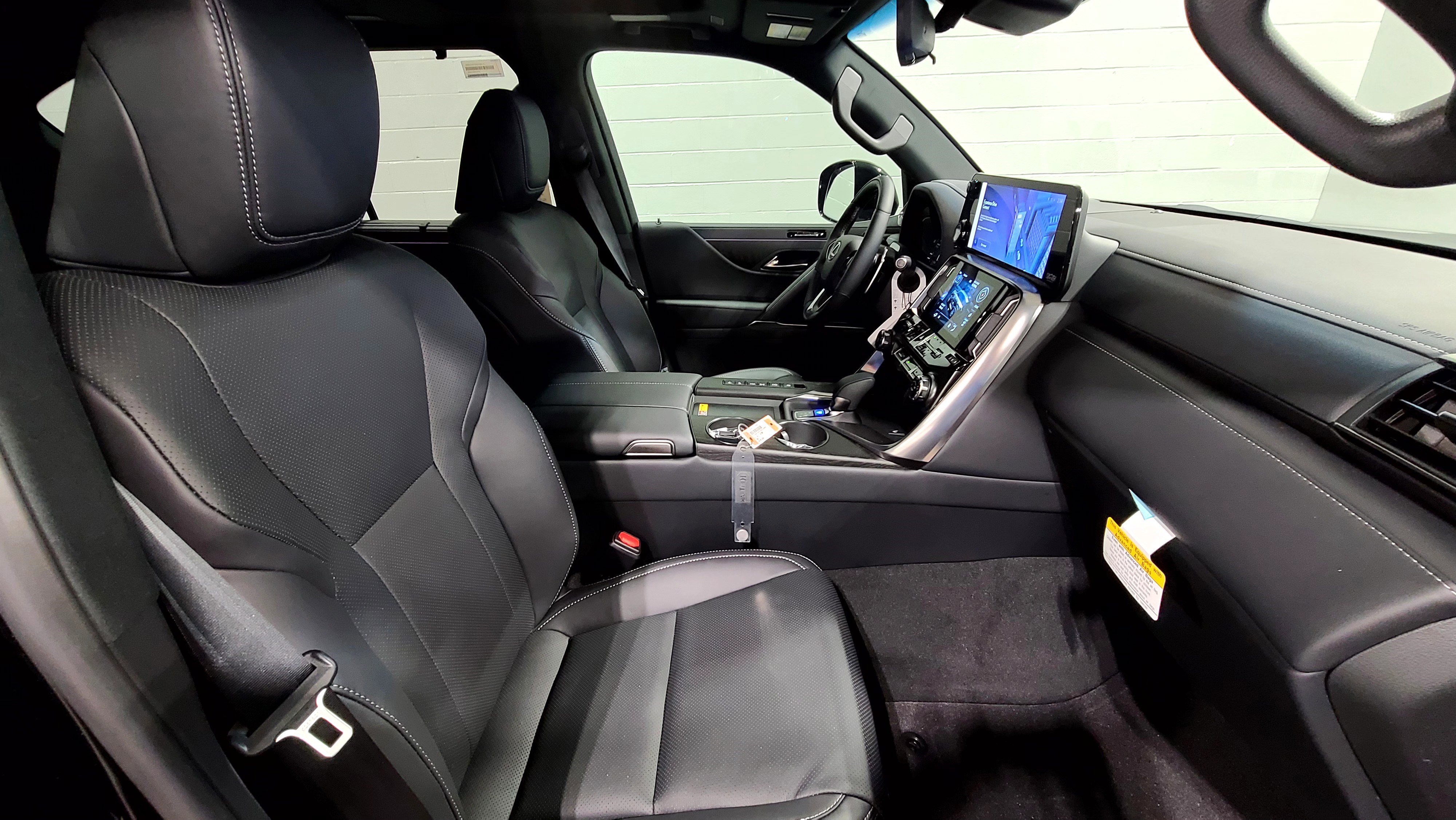 New 2026 Lexus LX 700h Luxury AWD/4WD image 43