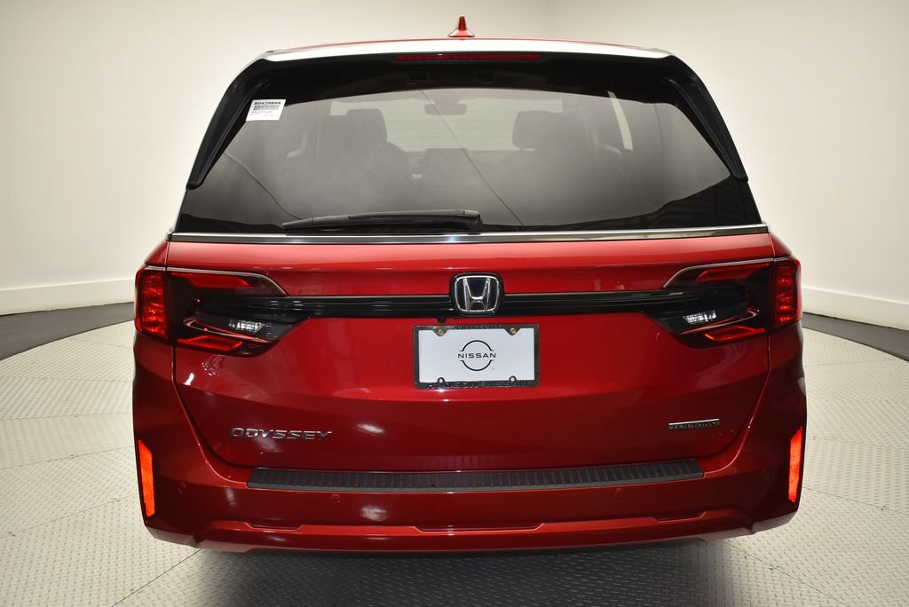 Used 2025 Honda Odyssey Touring image 6