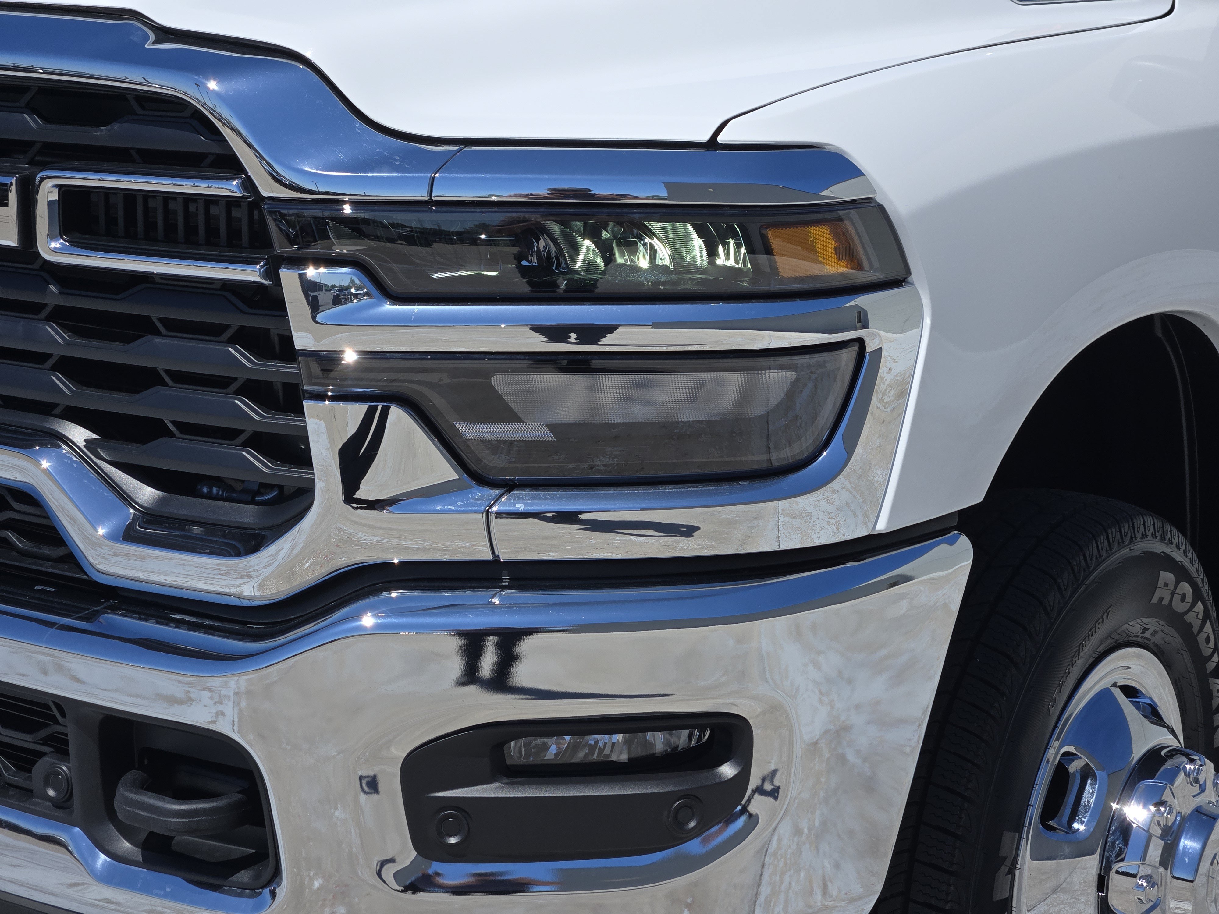 New 2026 RAM 3500 Tradesman AWD/4WD image 6