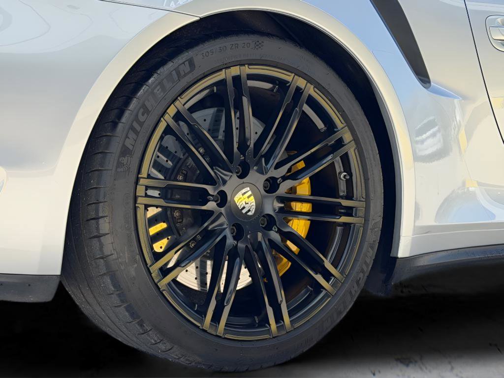 Used 2014 Porsche 911 Turbo image 14