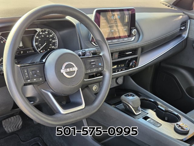 Used 2023 Nissan Rogue SV AWD/4WD image 9