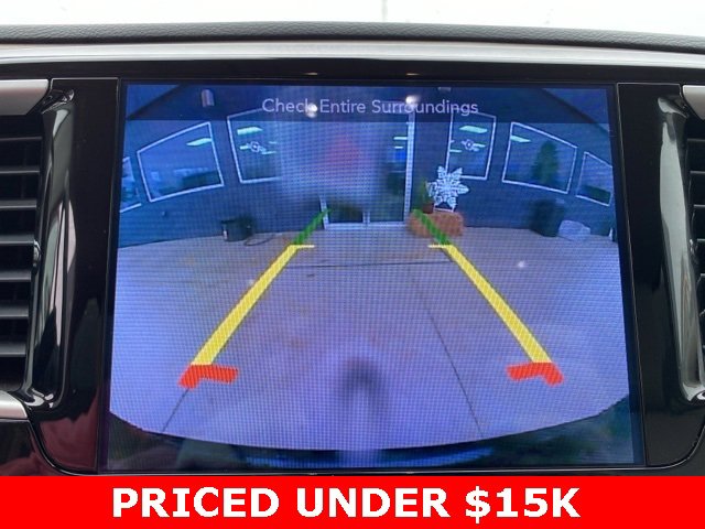 Certified 2017 Chrysler Pacifica Touring-L w/ Tire & Wheel Group image 22