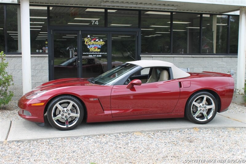 Used 2007 Chevrolet Corvette Convertible w/ Preferred Equipment Group RWD image 3