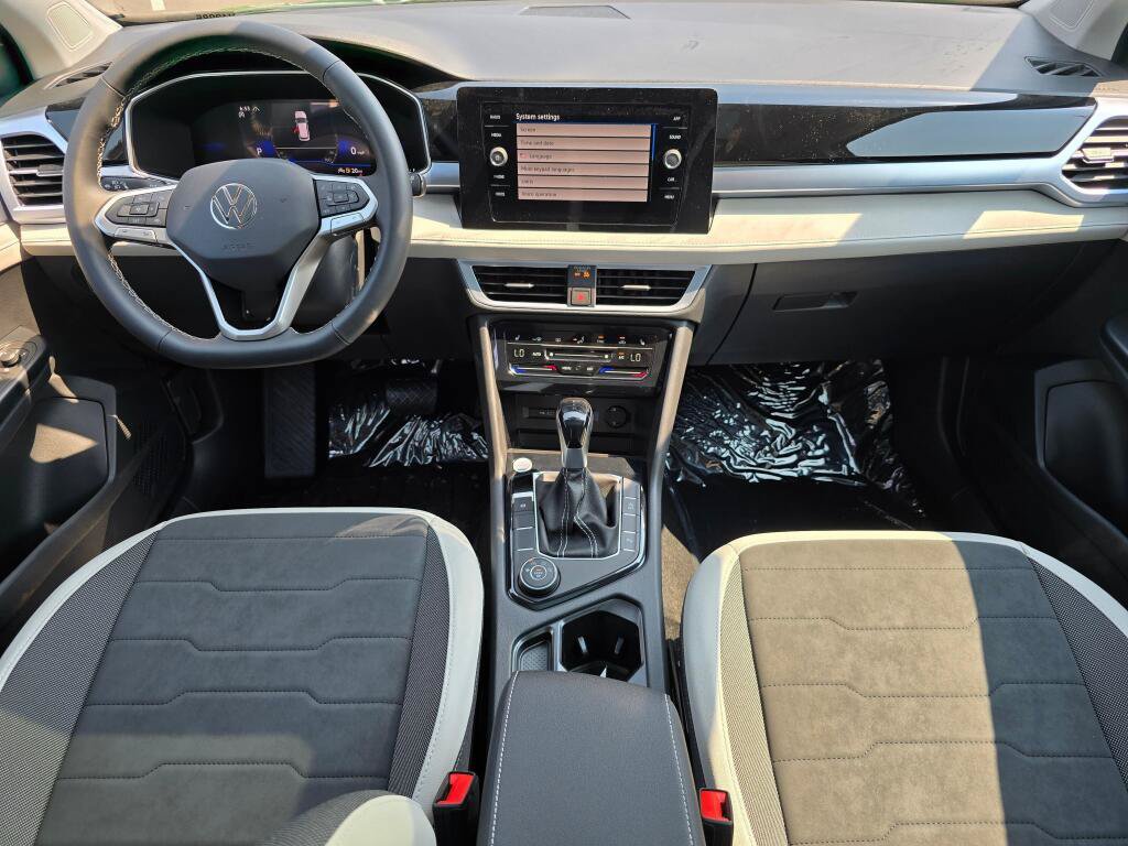 New 2026 Volkswagen Taos SE AWD/4WD image 18