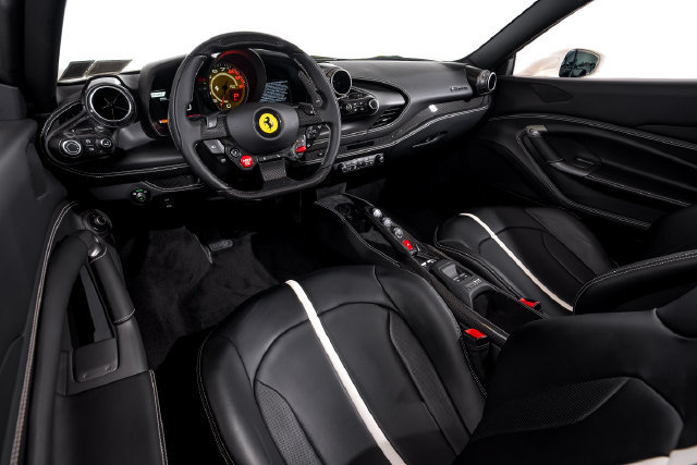 Used 2021 Ferrari F8 Tributo RWD image 27
