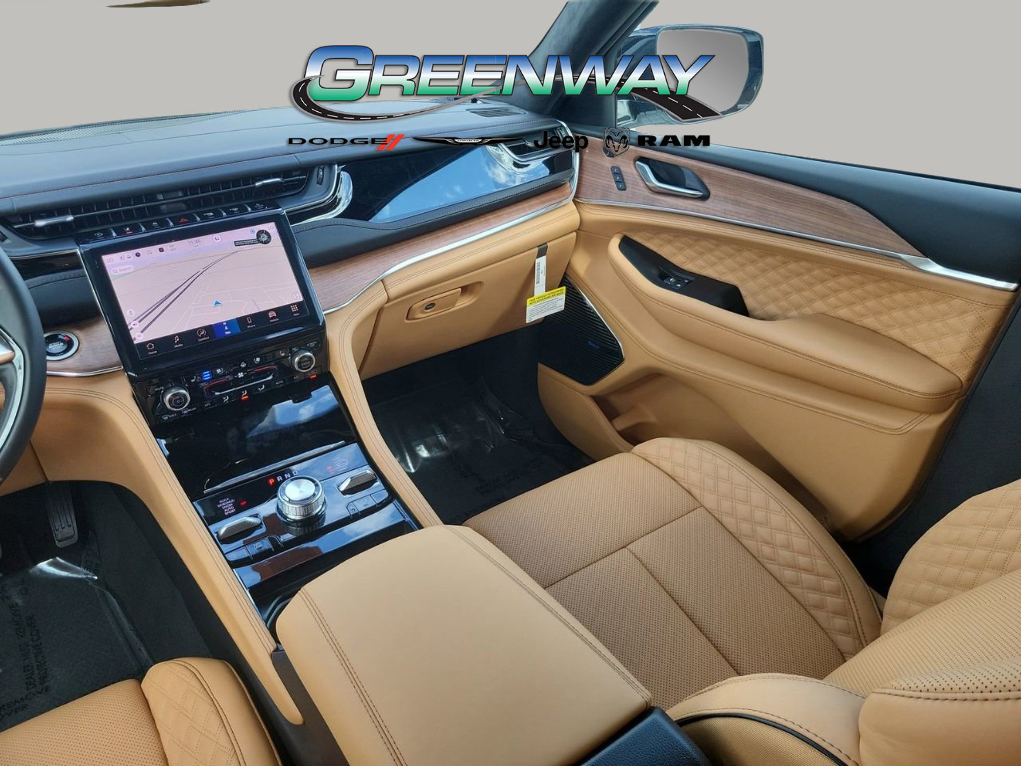 Used 2025 Jeep Grand Cherokee Summit image 15