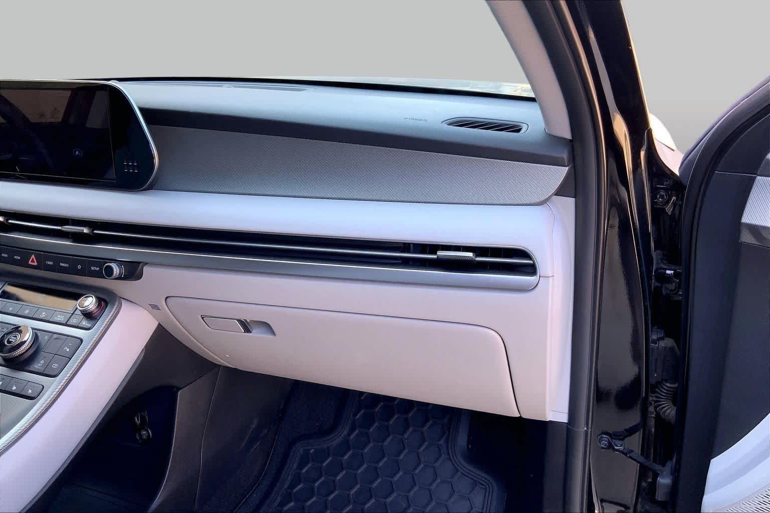 Used 2025 Hyundai Palisade SEL FWD image 18