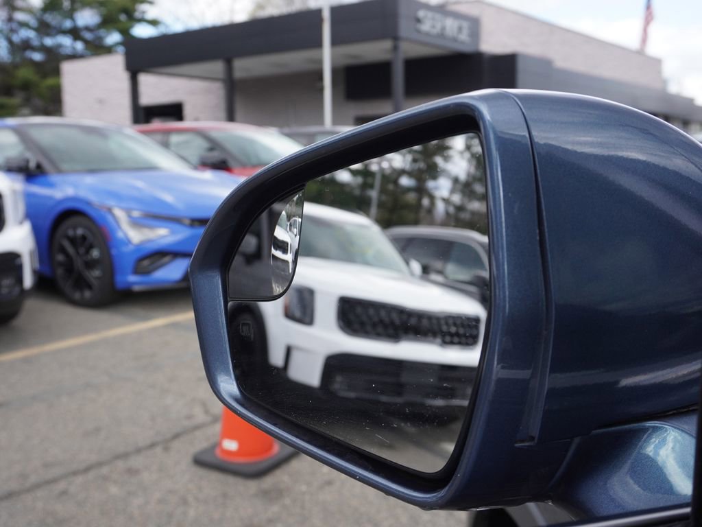Used 2018 Lincoln MKX Premiere image 28