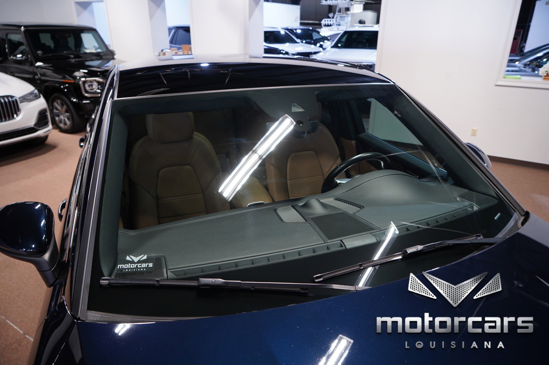 Used 2021 Porsche Cayenne Coupe w/ Premium Package image 12