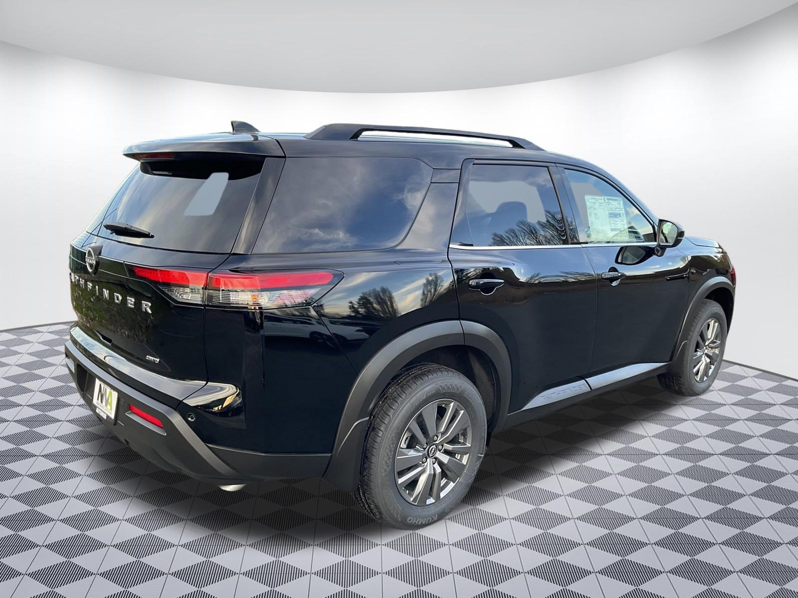 Used 2025 Nissan Pathfinder SV w/ Black Appearance Package image 3