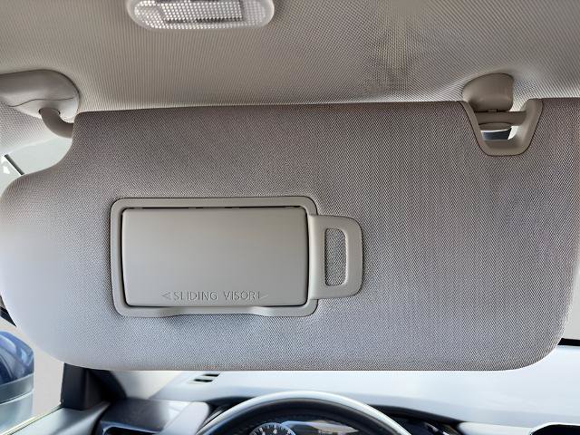 Certified 2023 Nissan Pathfinder SV FWD image 26