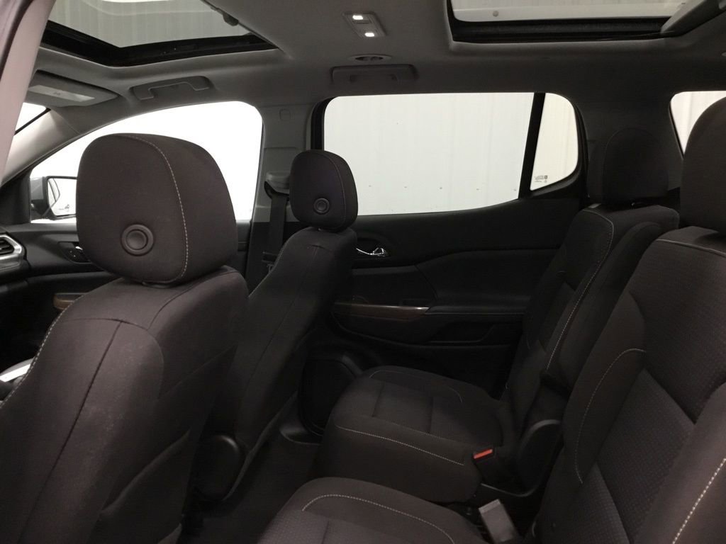 Used 2023 GMC Acadia SLE w/ Driver Convenience Package image 12