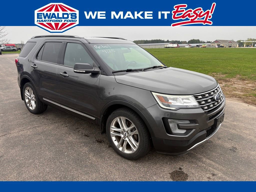 Used 2017 Ford Explorer XLT w/ Equipment Group 202A AWD/4WD image 1