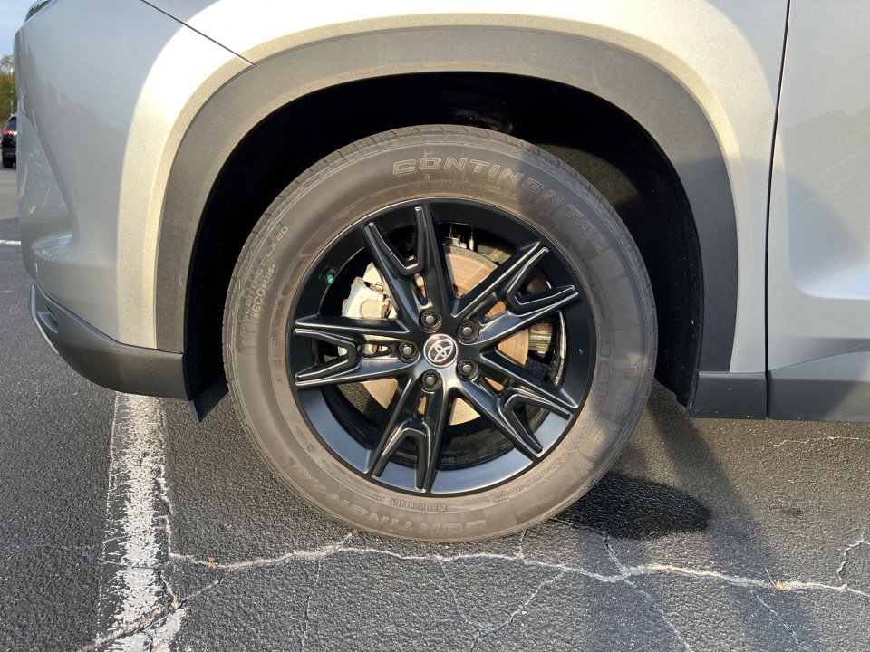 Used 2024 Toyota Grand Highlander Limited image 27