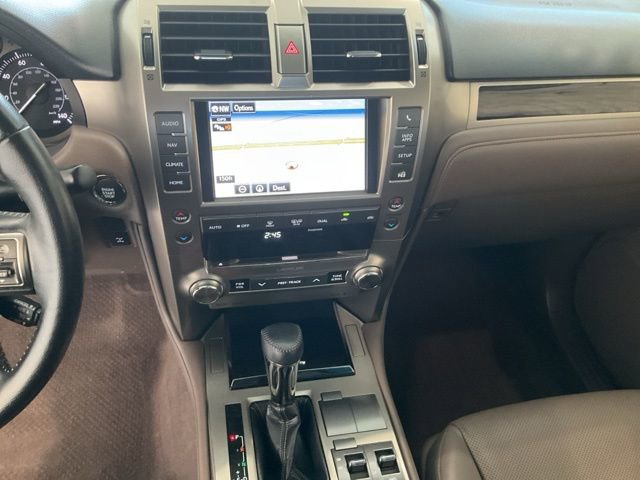 Used 2018 Lexus GX 460 w/ Navigation Package image 15