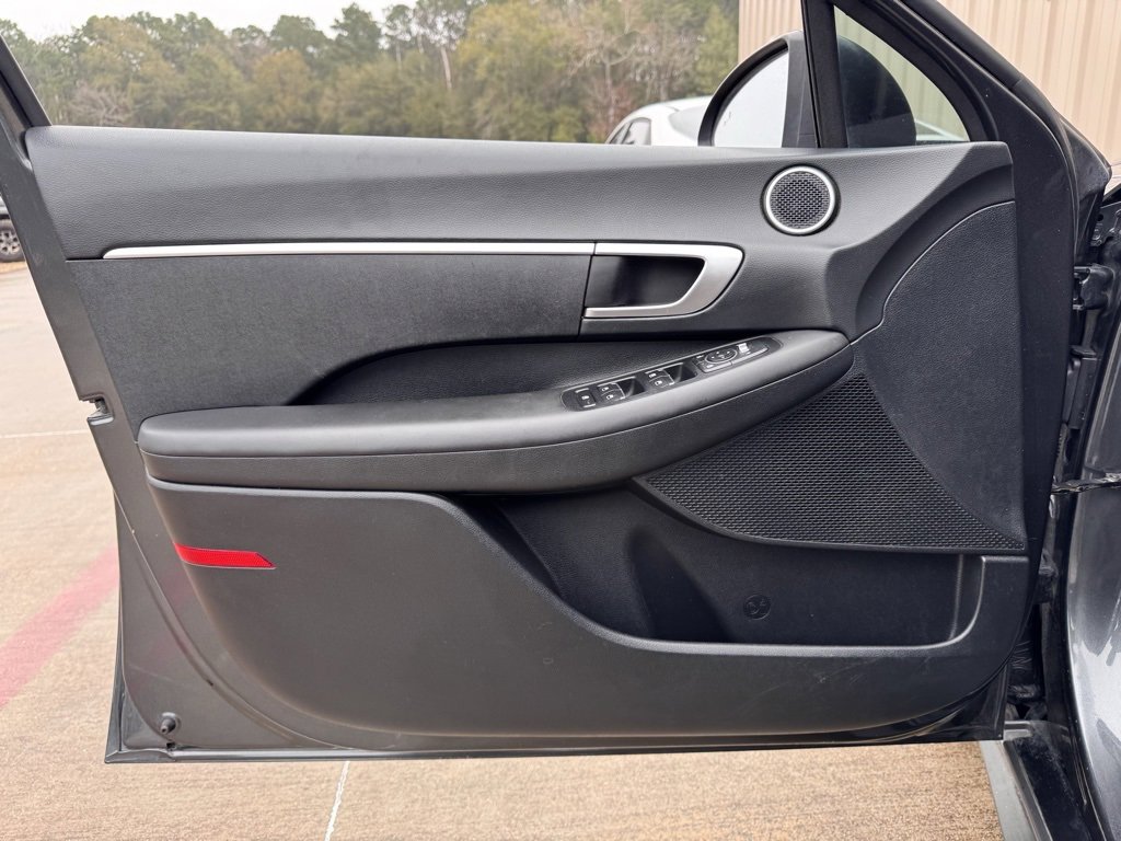 Used 2023 Hyundai Sonata SE w/ Cargo Package image 20