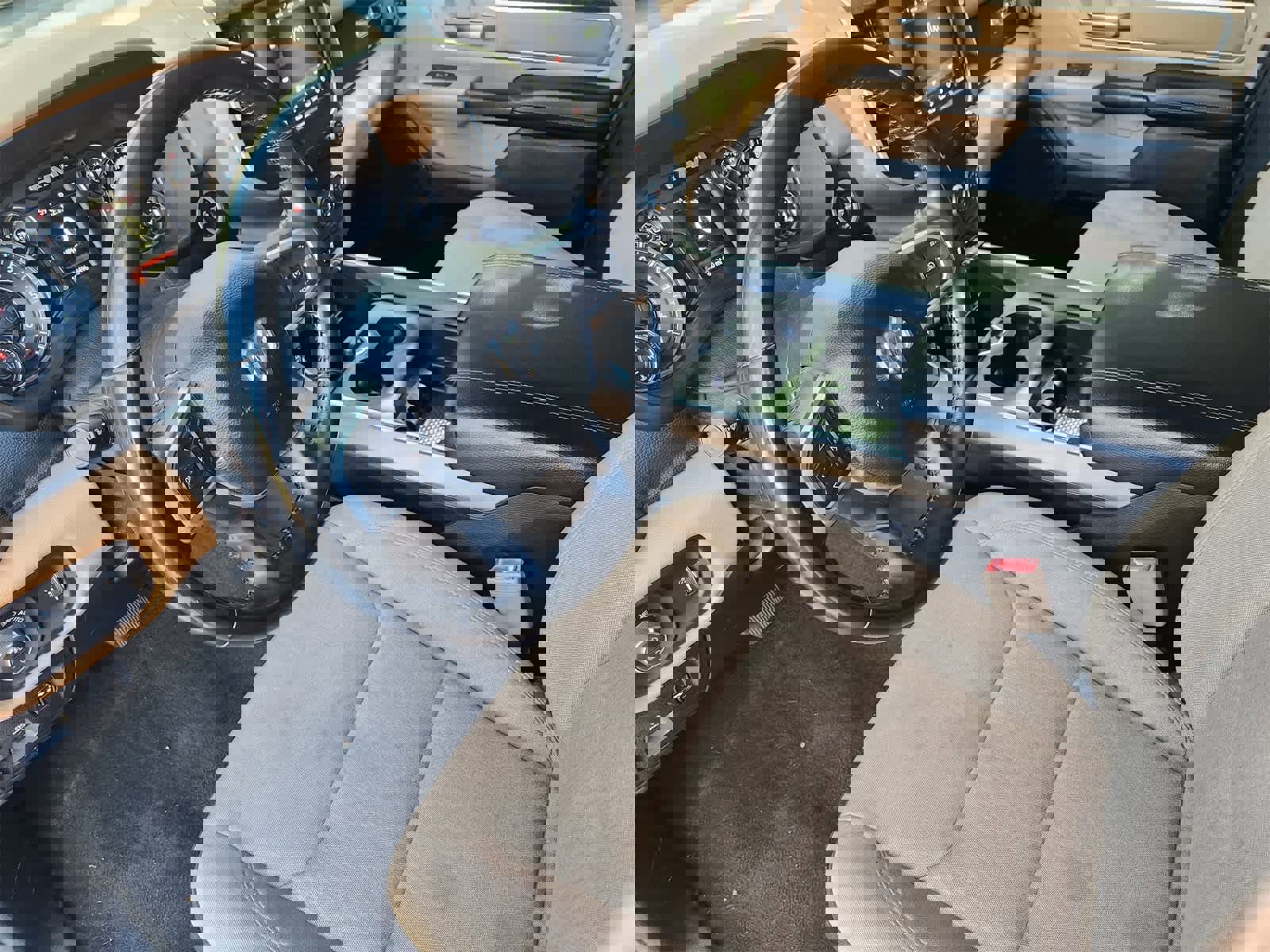 Used 2020 RAM 1500 Lone Star image 2