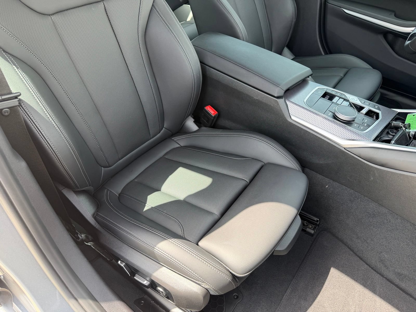 Used 2026 BMW 330i Sedan RWD image 11