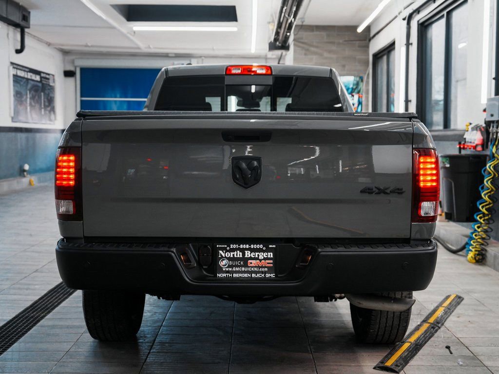 Used 2022 RAM 1500 Classic Warlock w/ Ceramic Gray Warlock Package image 7