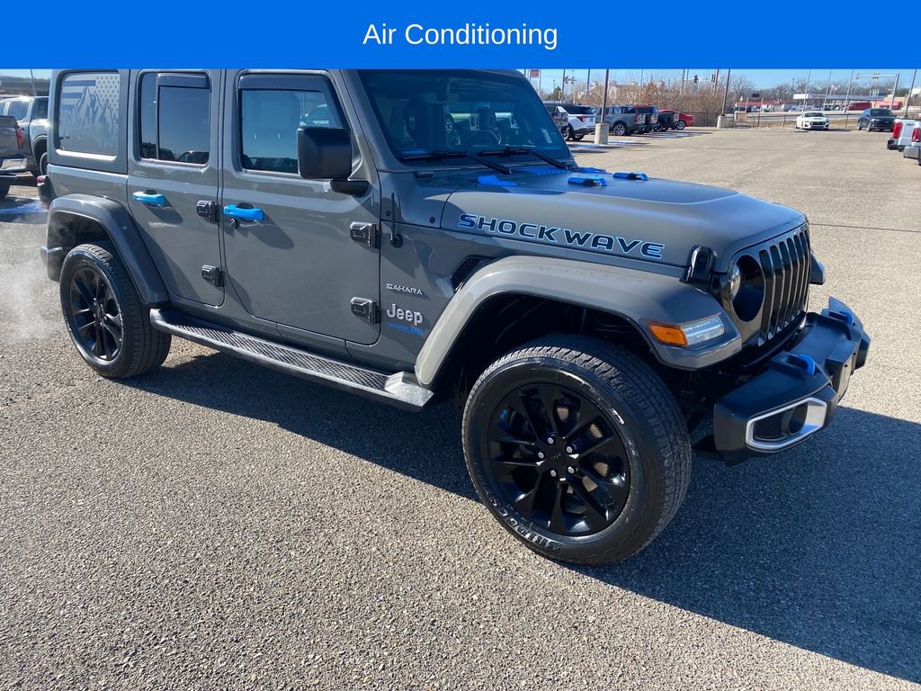 Used 2022 Jeep Wrangler Unlimited Sahara AWD/4WD image 8