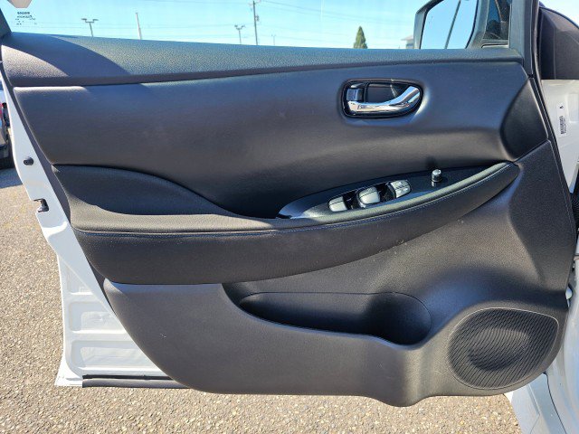 Certified 2025 Nissan Leaf SV Plus FWD image 26