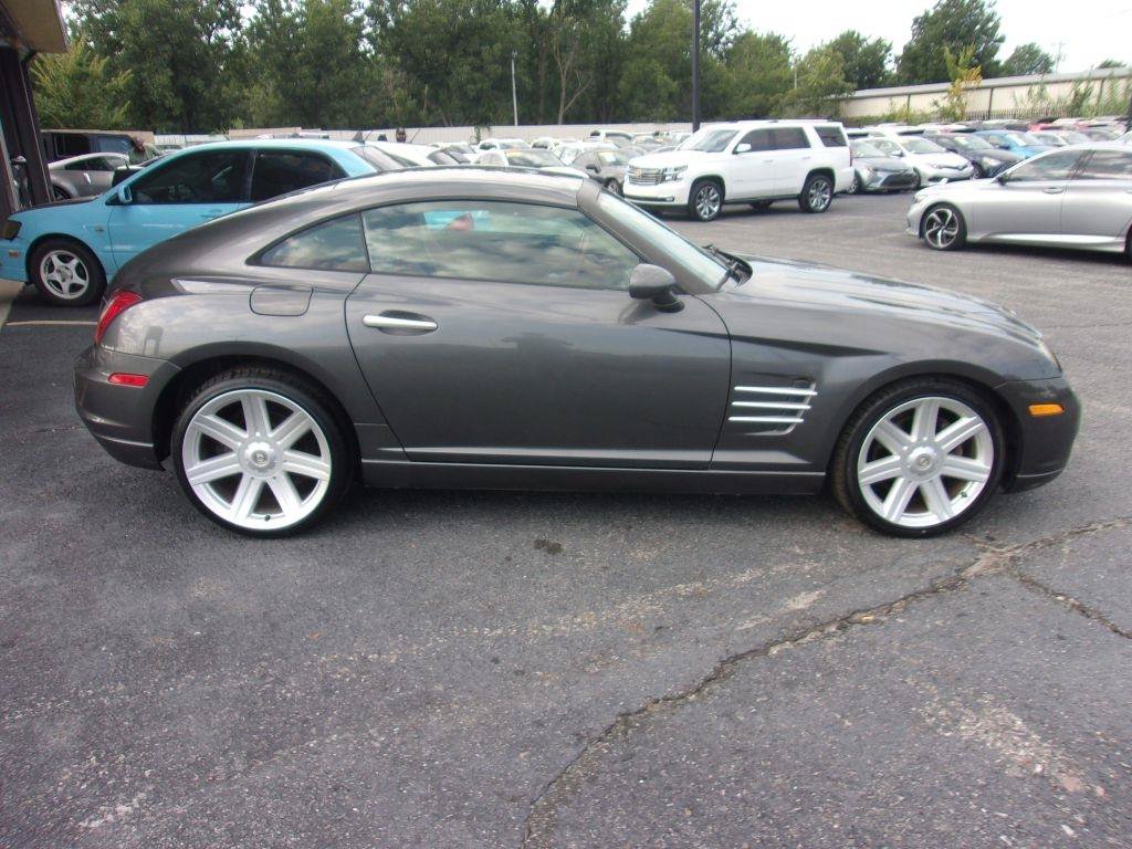 Used 2004 Chrysler Crossfire Coupe RWD image 4