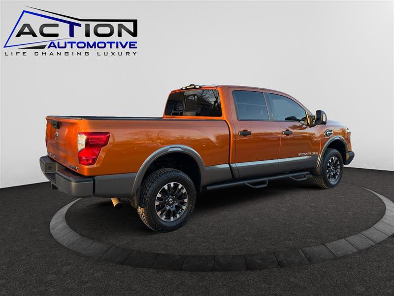 Used 2019 Nissan Titan PRO-4X image 8