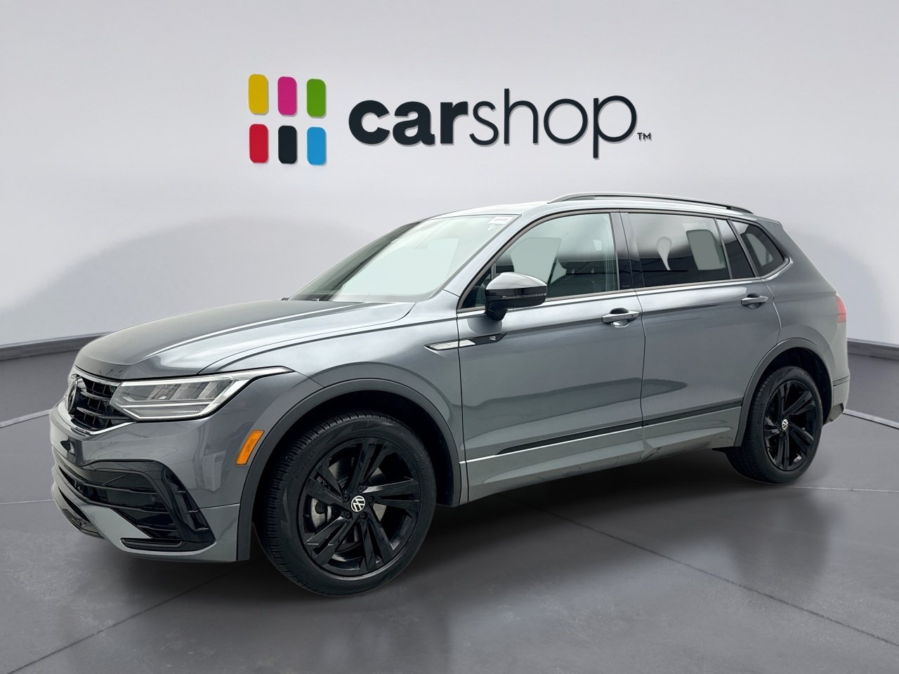 Used 2023 Volkswagen Tiguan SE R-Line FWD image 1