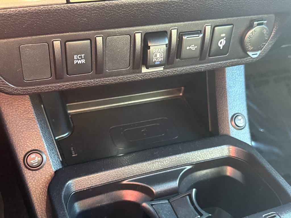 Used 2022 Toyota Tacoma TRD Sport image 24