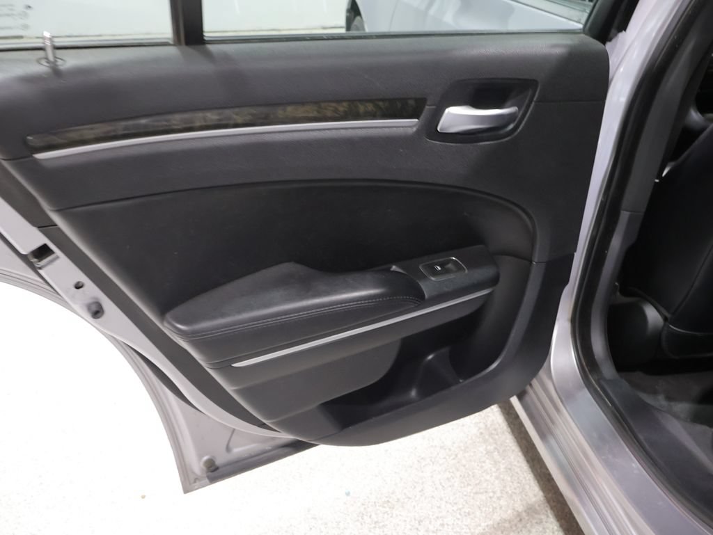 Used 2013 Chrysler 300 C AWD/4WD image 19