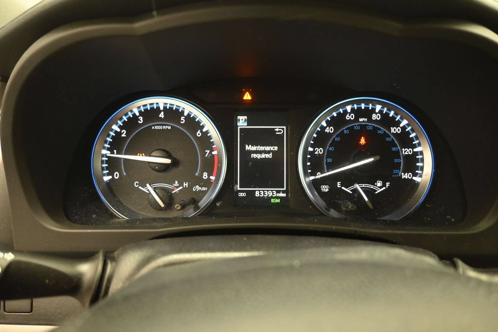 Used 2017 Toyota Highlander XLE AWD/4WD image 3