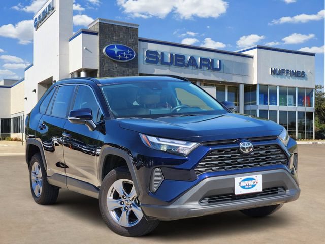 Used 2025 Toyota RAV4 XLE w/ Convenience Package AWD/4WD image 1