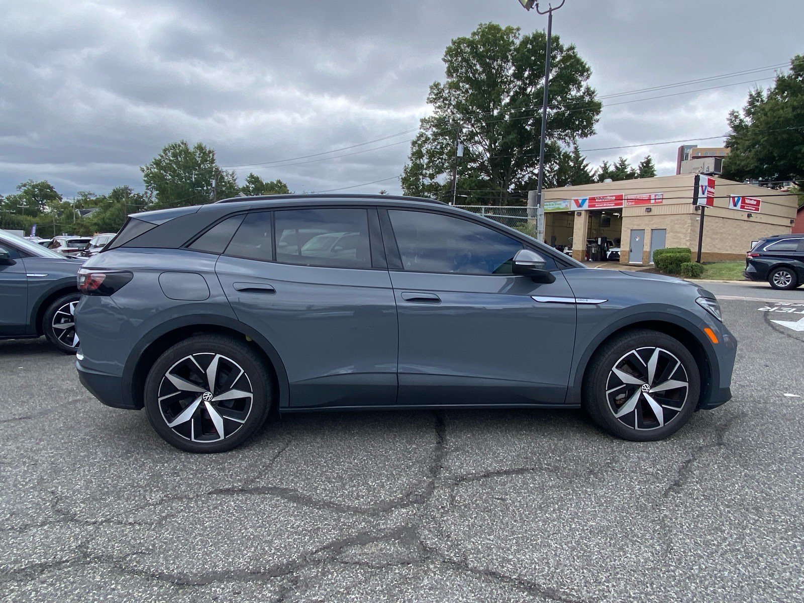 Used 2023 Volkswagen ID.4 Pro S RWD image 2