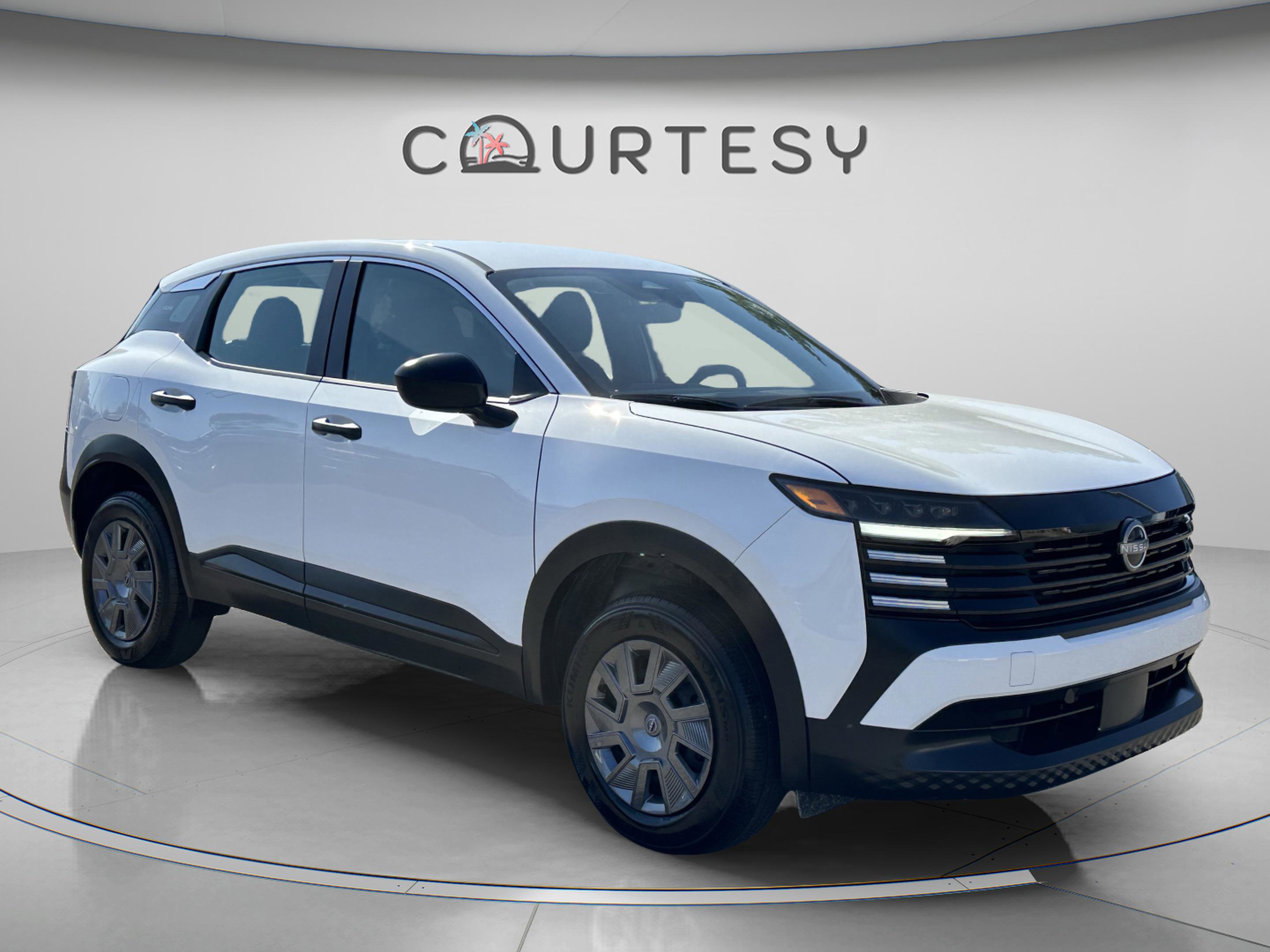 Certified 2025 Nissan Kicks S FWD image 9