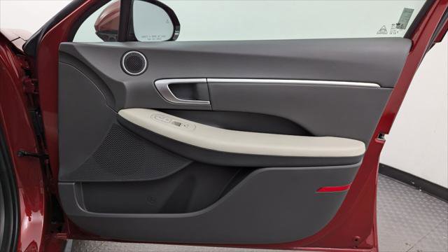 Used 2025 Hyundai Sonata SEL image 22