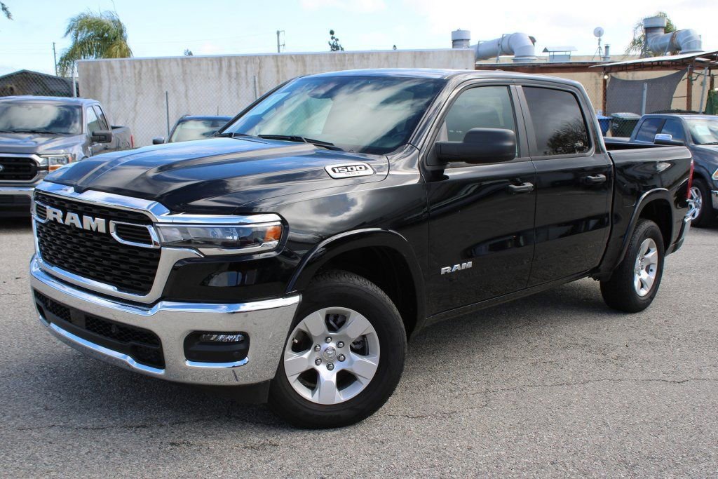 Used 2025 RAM 1500 Big Horn image 1