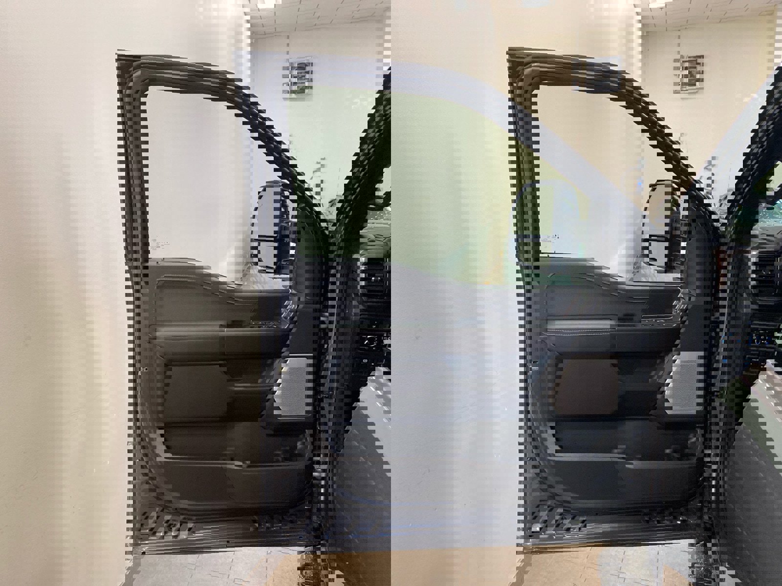 New 2026 Ford F150 Lariat w/ Equipment Group 502A High image 16