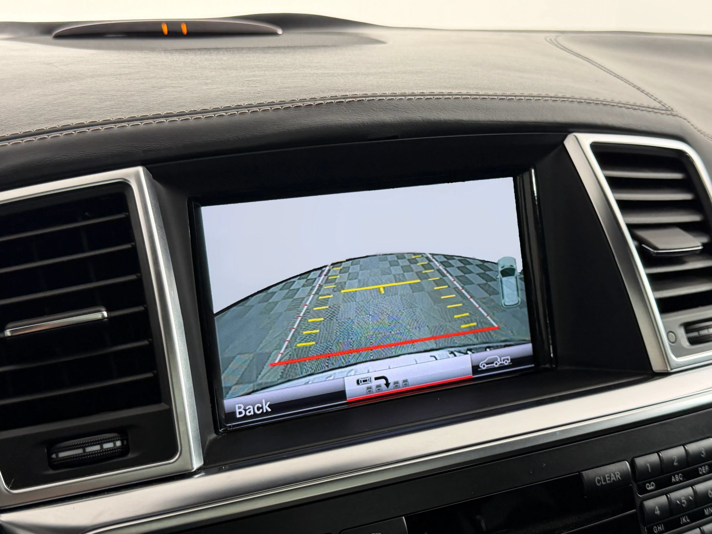 Used 2013 Mercedes-Benz ML 63 AMG 4MATIC image 43