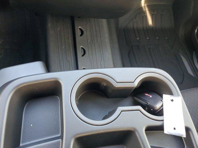 New 2026 GMC Sierra 3500 SLE image 28