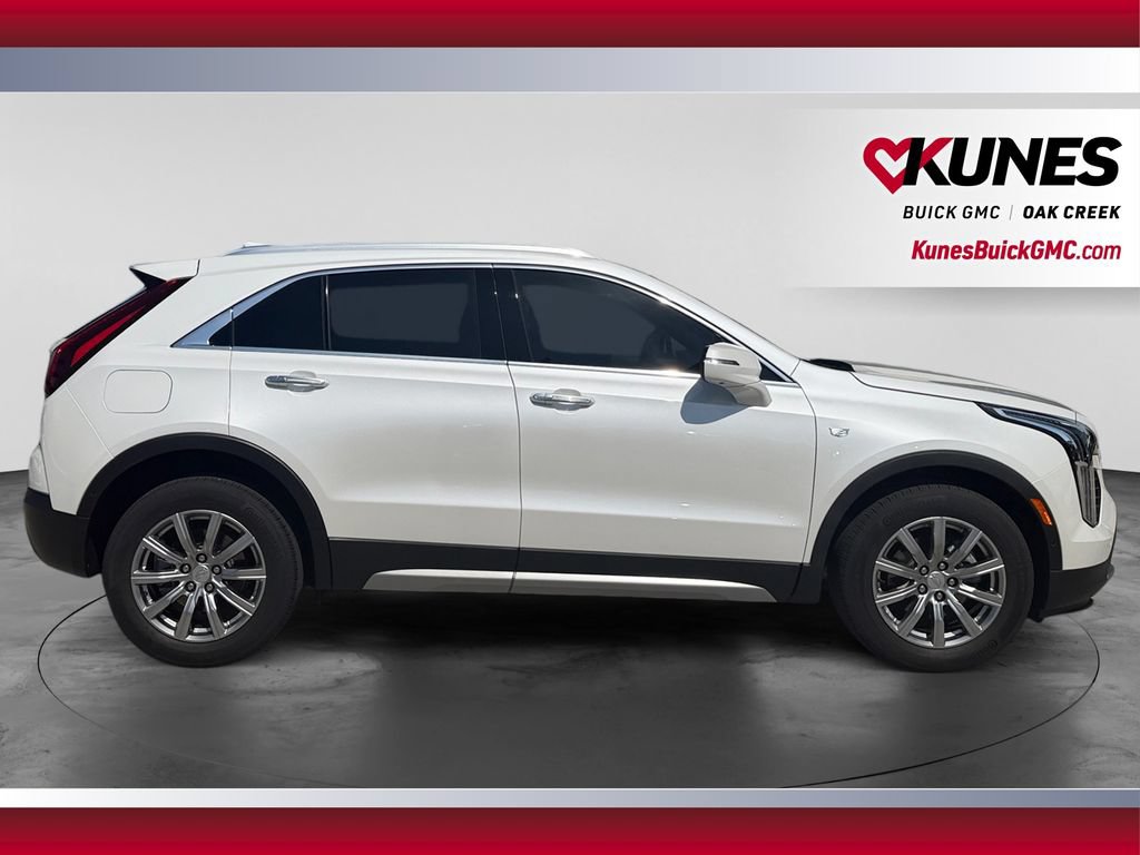 Used 2023 Cadillac XT4 Premium Luxury w/ Enhanced Visibility Package AWD/4WD image 12