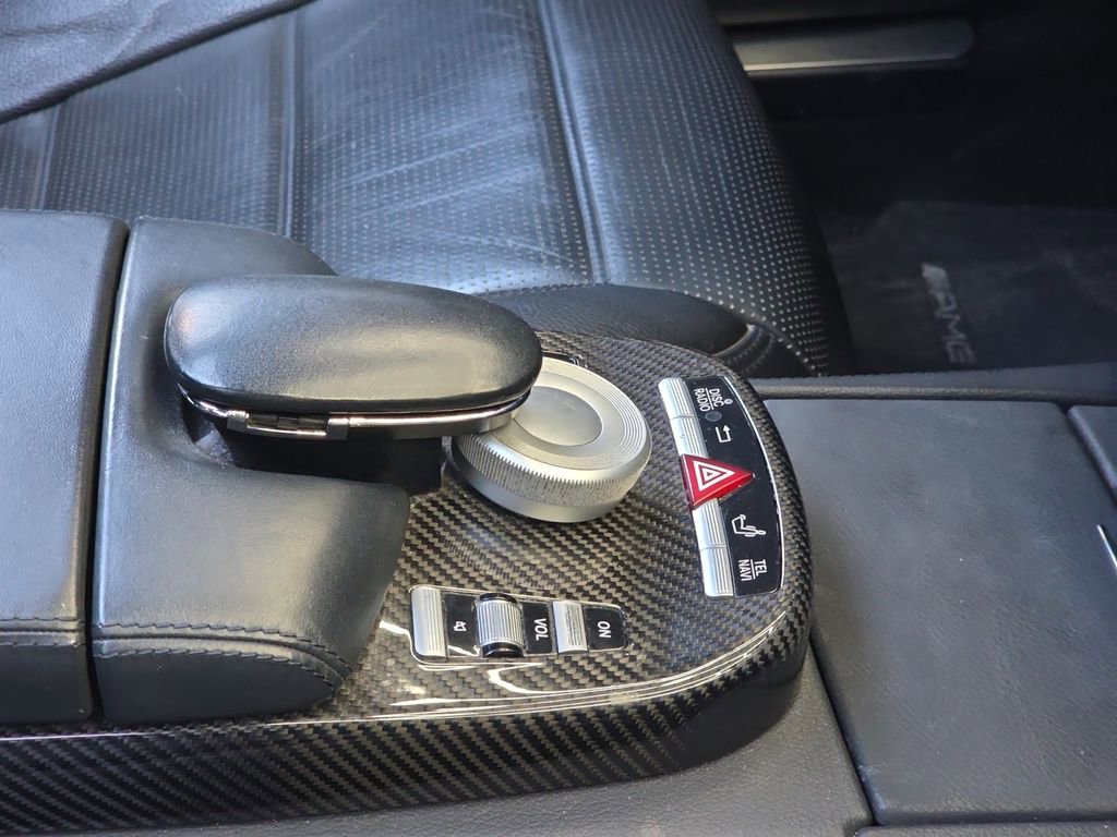 Used 2009 Mercedes-Benz S 63 AMG w/ AMG Performance Pkg image 32