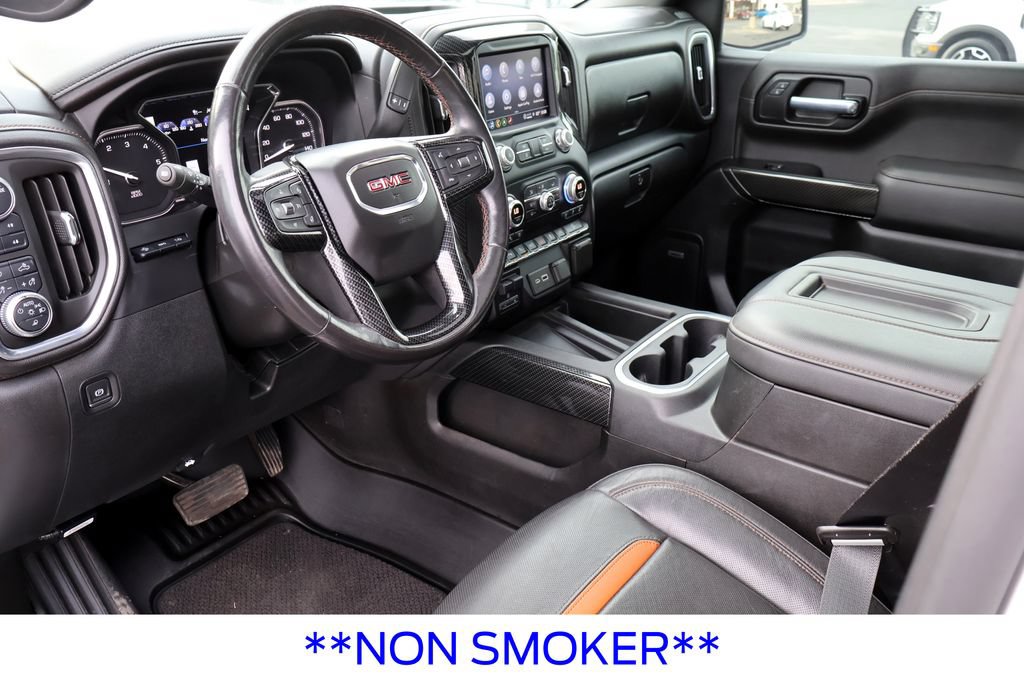 Used 2021 GMC Sierra 1500 AT4 w/ AT4 Premium Package AWD/4WD image 4