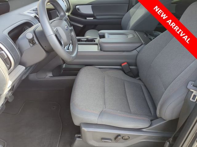 Used 2025 Ford Expedition Max Active AWD/4WD image 16
