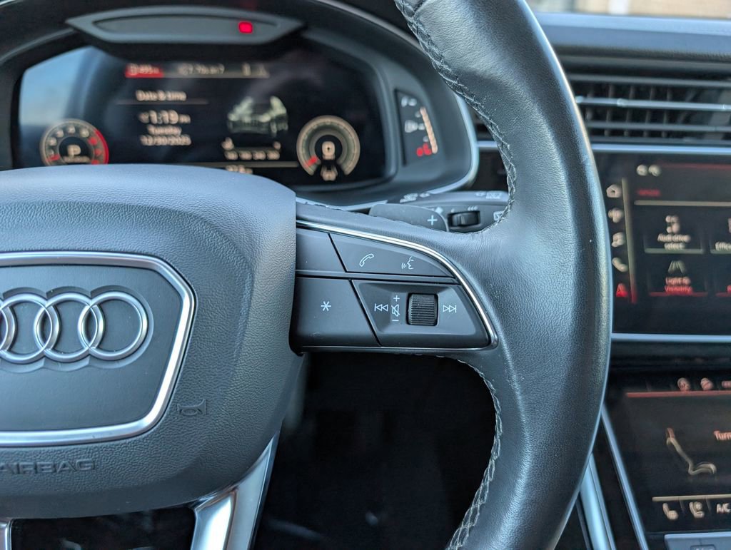 Used 2023 Audi Q7 3.0T Premium Plus image 23