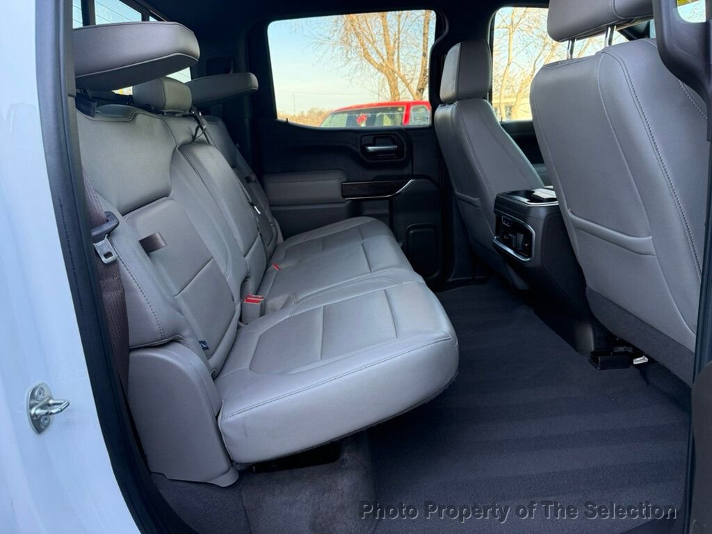 Used 2019 GMC Sierra 1500 SLT w/ SLT Premium Plus Package AWD/4WD image 40