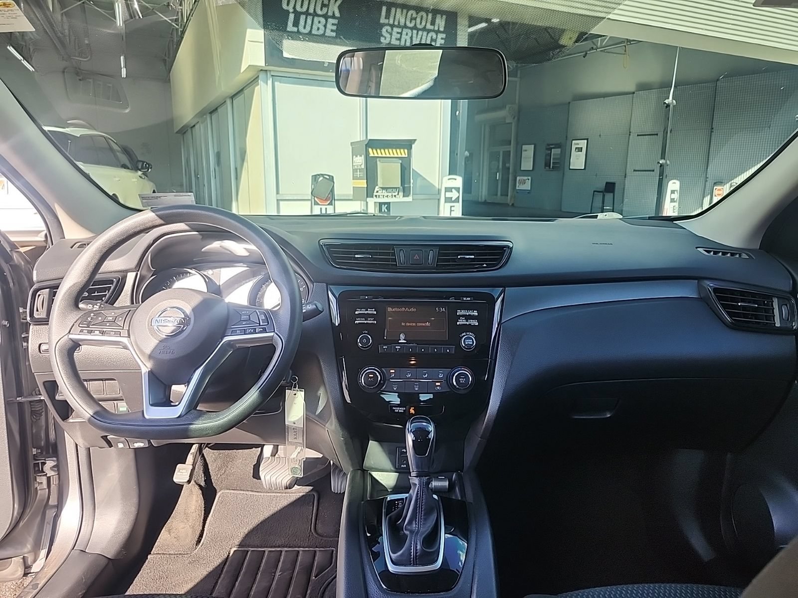 Used 2017 Nissan Rogue Sport S w/ S Appearance Package FWD image 21