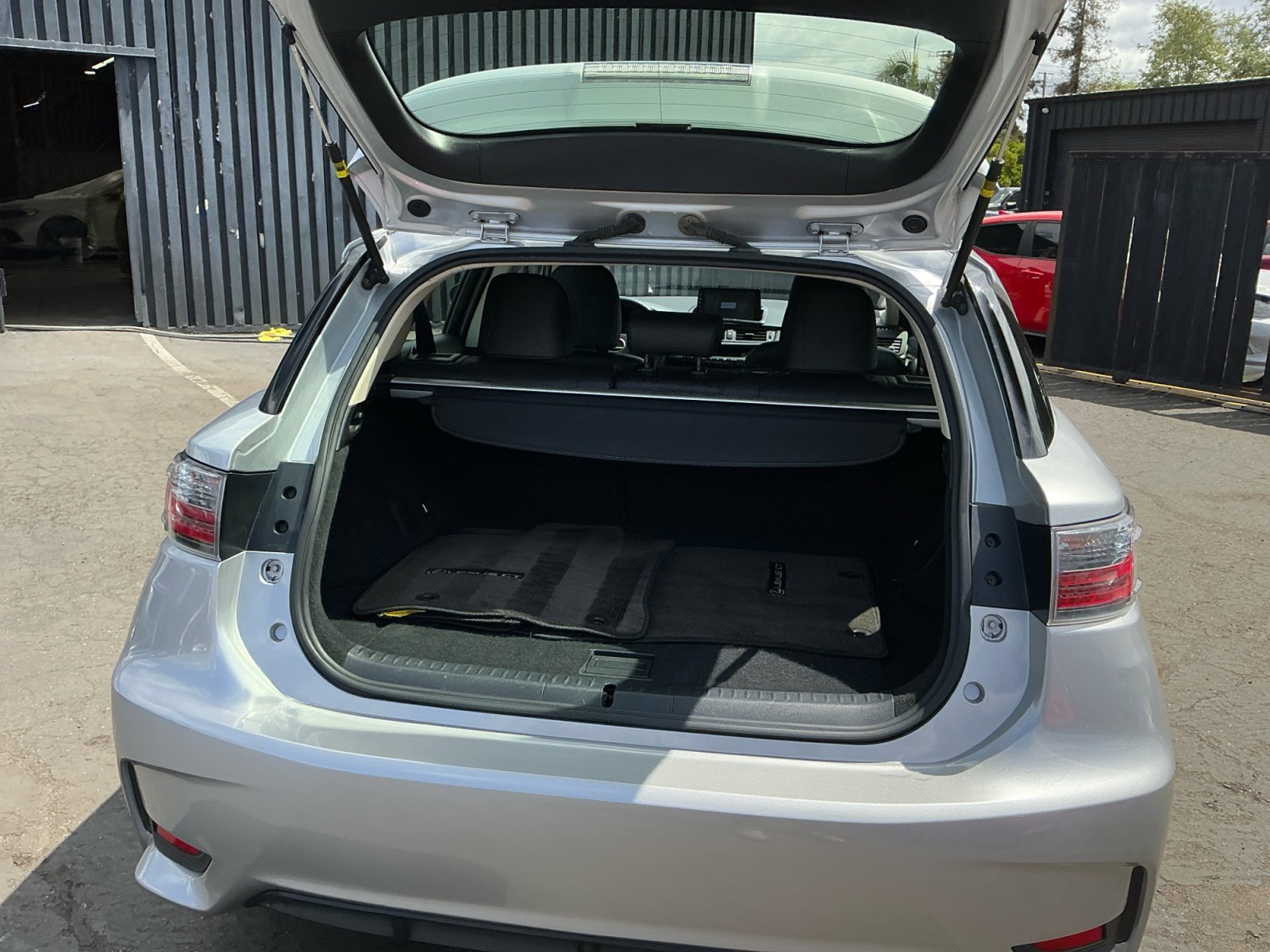 Used 2014 Lexus CT 200h image 26