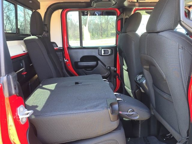 Used 2023 Jeep Gladiator Sport image 28